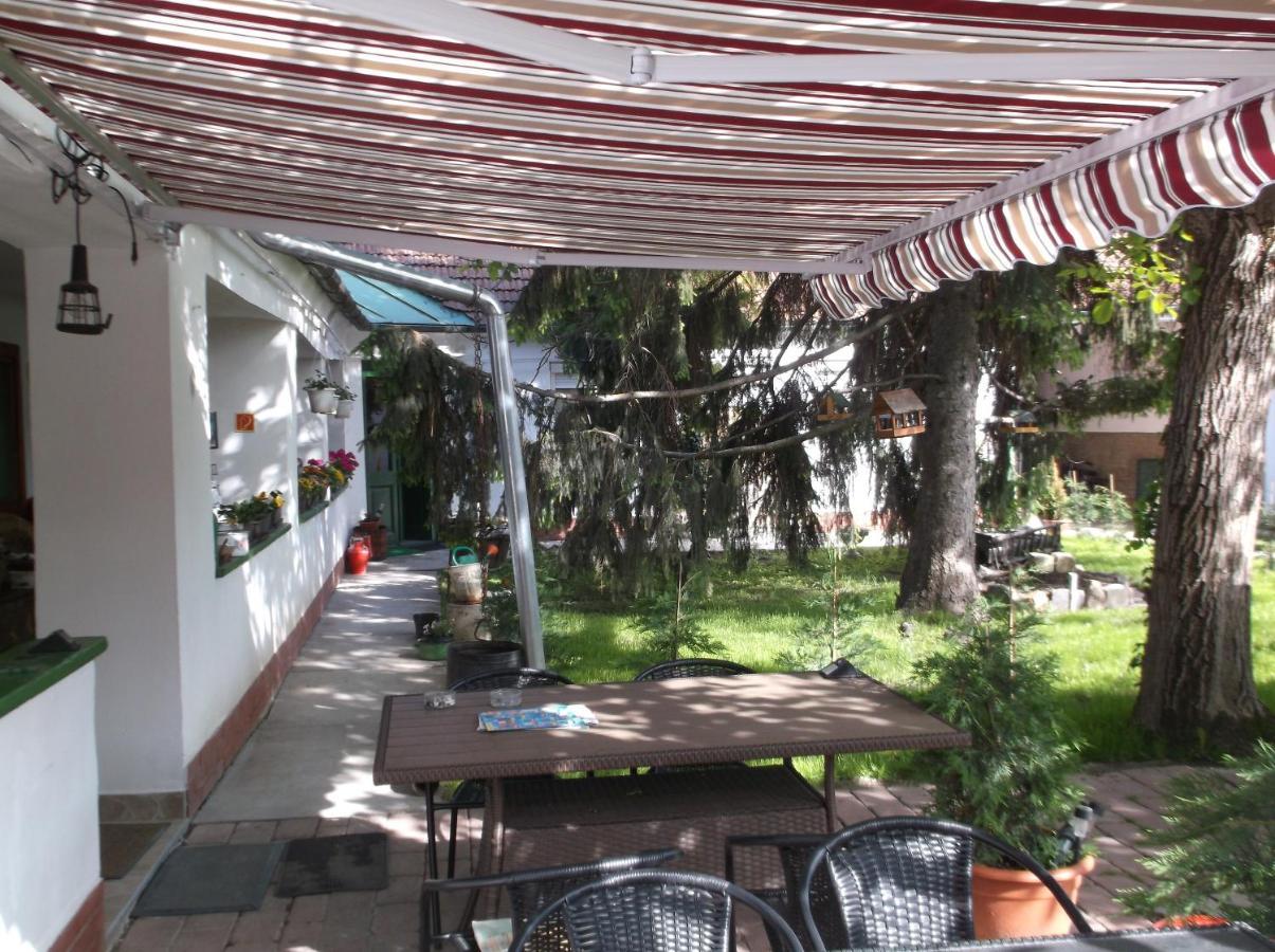 Bed and Breakfast Vali Vendeghaz Gyula Exterior foto